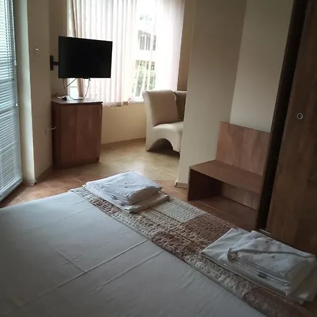 Guest house Yug 2*